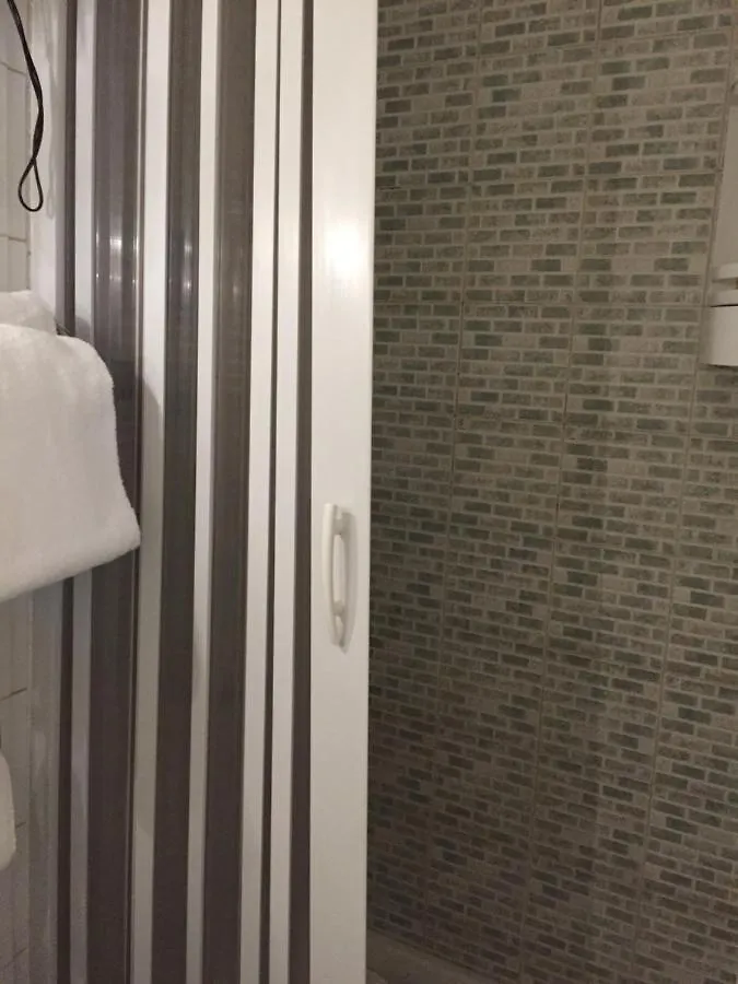 La Residenza Napoli Short Let Monolocale Standard Via Chiaia 82 Napoli Apartment 0*, Naples